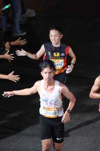 BIB: 0370, 23282
                            <button type="button" onclick="openModal(22930203)" class="btn btn-primary btn-sm float-right btn-popup" data-toggle="modal" data-target=".modal-high-quality">
                        <i class="fas fa-shopping-cart"></i> Add to Cart
                    </button>
                                            <button type="button" onclick="isThisMe(22930203, true)" class="btn btn-success btn-sm float-right btn-popup btn-isme hidden" data-toggle="tooltip" data-placement="bottom" title="นี่คือรูปของคุณใช่ไหม คลิกที่นี่เพื่อเอาเข้าอัลบั้ม">
                        <i class="fas fa-plus"></i> Add to album
                    </button>
                    <button type="button" onclick="isThisMe(22930203, false)" class="btn btn-warning btn-sm float-right btn-popup btn-isnotme hidden">
                        <i class="fas fa-ban"></i> Remove from album
                    </button>
